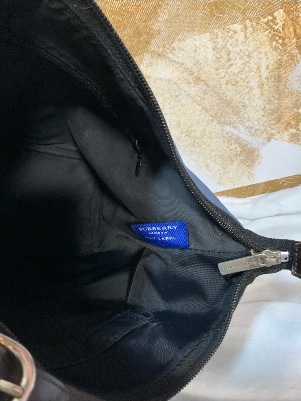 Burberry Navy Shoulder Hobo Bag - Picture 5 of 6